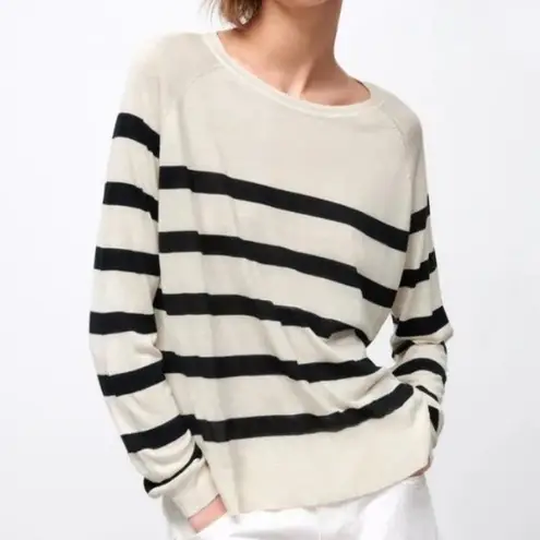 ZARA  Cream and Black Striped Long Sleeve Sweater