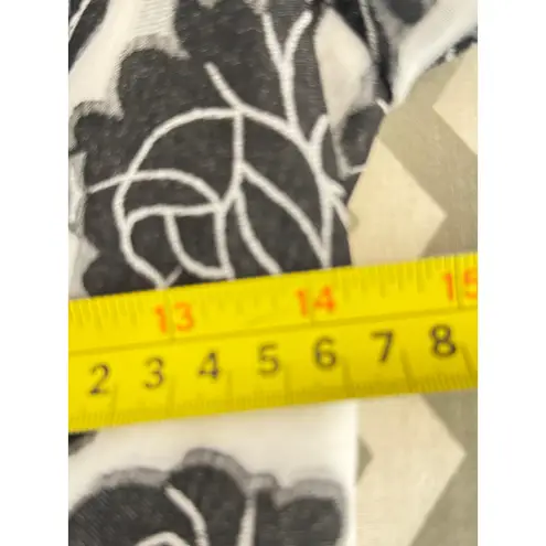 Do+Be Black & White Floral Embroidered Wrap Blouse