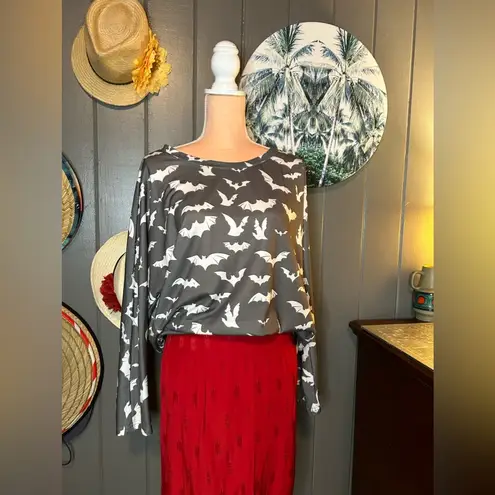 Gray Longsleeve Bat Top Large