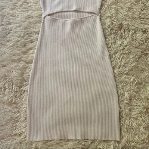 Aritzia Wilfred Free Cut