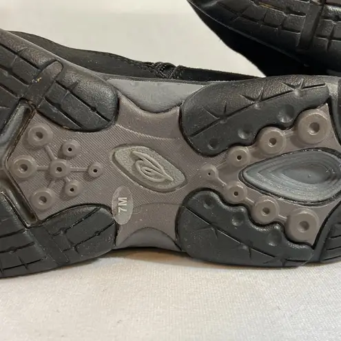 Easy Spirit Black Suede and Faux Fur Side Zip Ankle Boots Women’s Size 7M