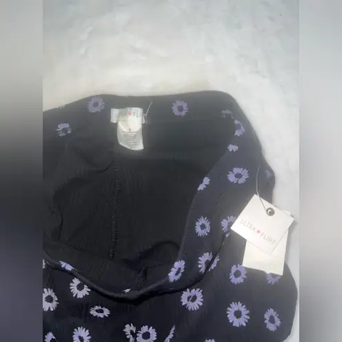 Ultra Flirt  Black Floral Wide Leg Pants Small NWT