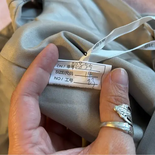 NWOT gray chiffon sleeveless Mother of the Bride dress size 14 chiffon jacket