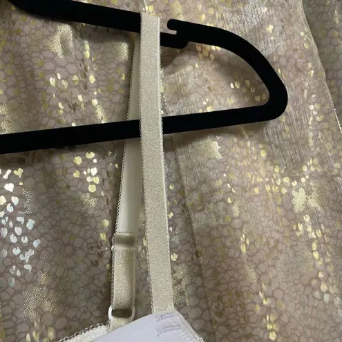 Victoria's Secret Vintage  Dream Angels Lined Demi White Pearl Sheen Lace Bra 32DD