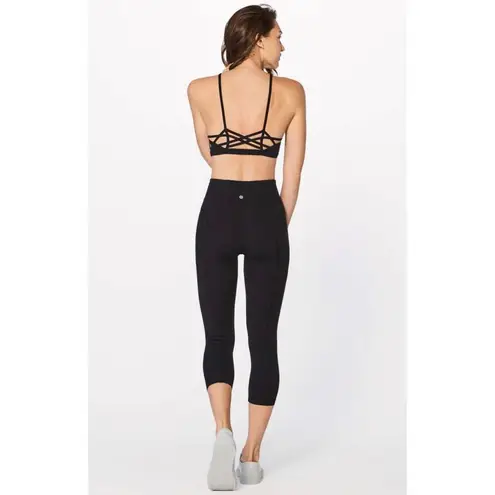 Lululemon Twist & Reach Bra In Black Size 8