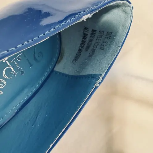 2 Lips Too patent leather heels Royal Blue dress shoes pumps sz 6.5 statement