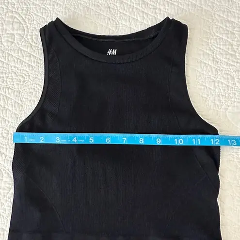 H&M  Cropped Black Sports Bra Top Tank S