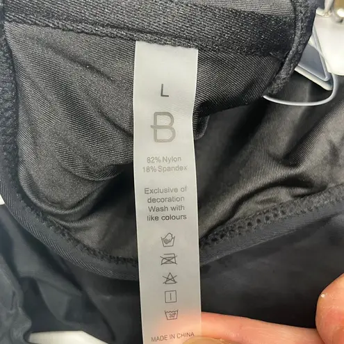 Blooming Jelly Black Two Piece Halter Swimsuit New L