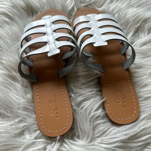 ASOS NWOT  Design leather flat fisherman sandals