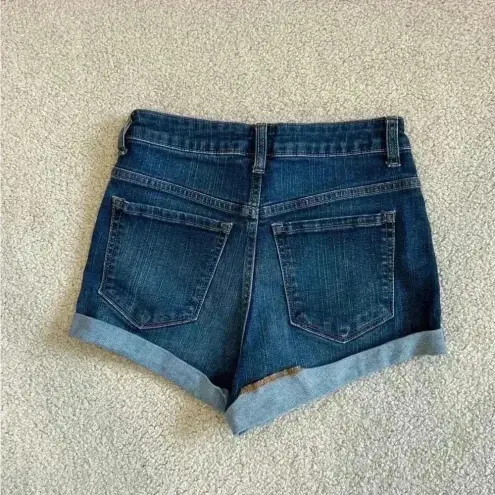 Forever 21  blue denim shorts in size 25