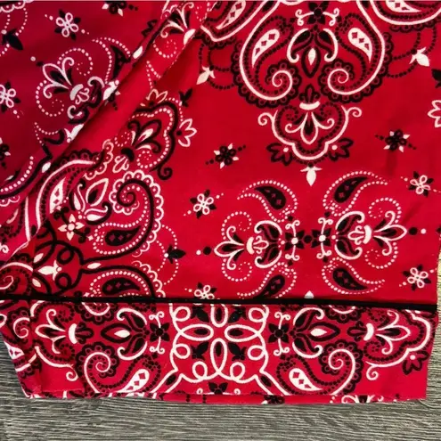 PJ Salvage Long Sleeve Top & Paisley Pants Pajama Set, Large, NWOT Black