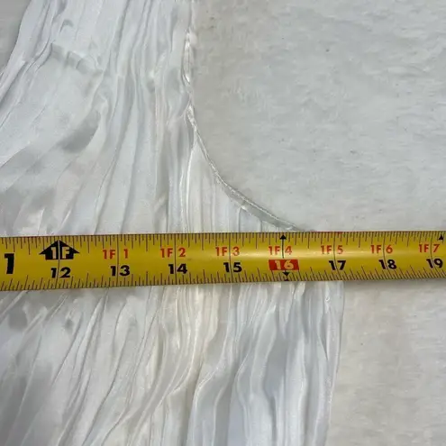 Mac Duggal Ieena 48952D White Ruffled Shoulder Short Dress 10 NEW