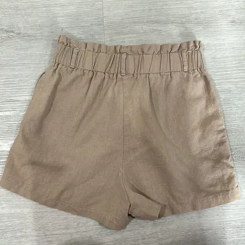 Heart & Hips nwot // paperbag linen blend shorts with pockets