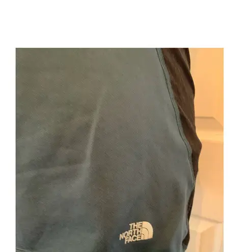 The North Face  flash dry racerback tank steel blue  black size small