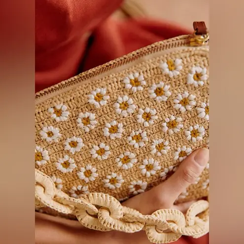 Sézane Isabelle Raffia Embroidered Daisy Bag Chain Flowers Cream White EUC