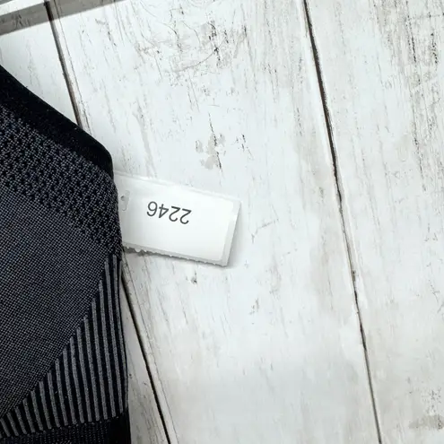 Puma  Top Women Size XS Gray Black Halterback Performance Sports Bra Athletic