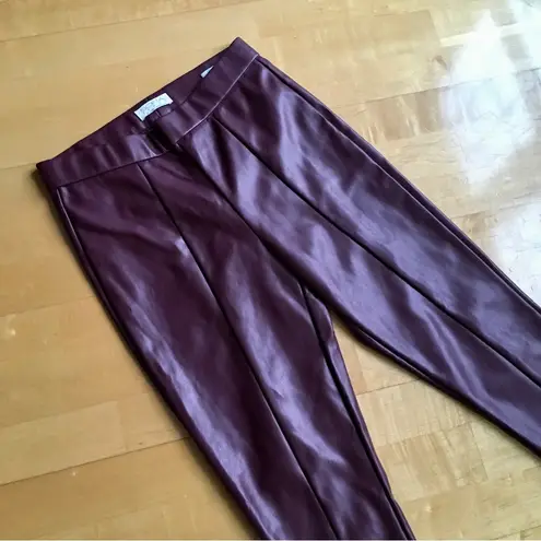 Sofia Vergara Rosa Jeggings, Zip Ankle, Burgundy, Vegan Faux Leather, Size 2 Red
