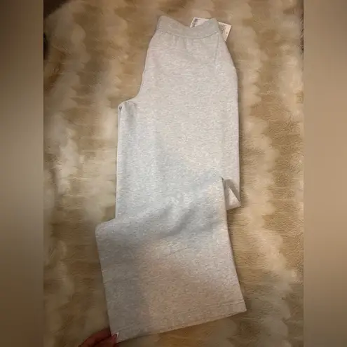 Lululemon  scuba athletica Gray Straight Leg Pants