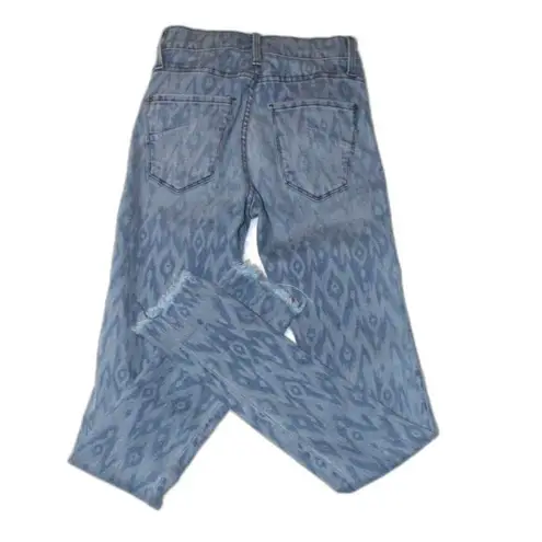 James Jeans  - Twiggy 5-Pocket Legging Jean in Splash Ikat - Size‎ 25