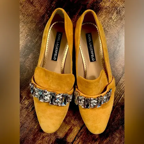 Karl Lagerfeld Paris | ladies suede slip on Nyea loafers. Size: 7.5M