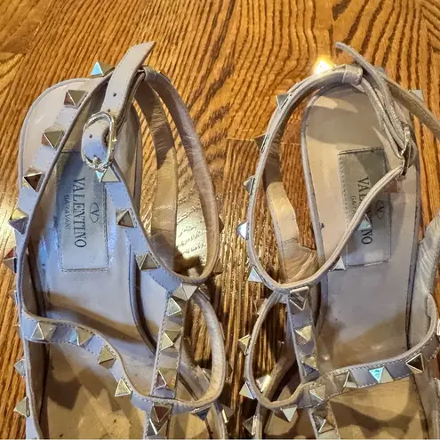 Valentino Garavani Metallic Rockstuds Size 36.5
