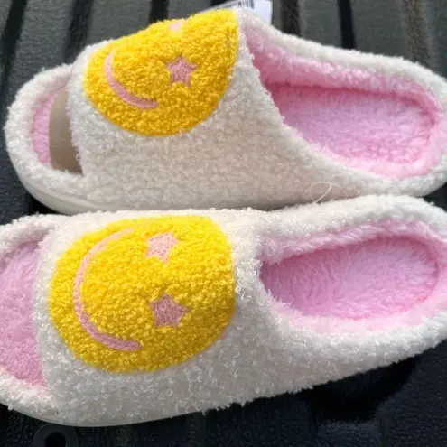 Cozy White and Pink Smiley Face Slippers Size undefined