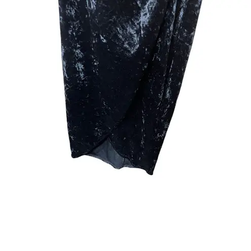 All that jazz Vintage Black Crushed Velvet Wrap Dress Size Medium