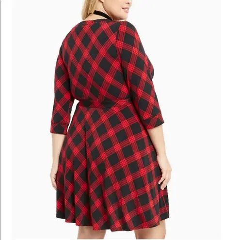 Torrid ‎ Red Black Buffalo Plaid Stretch Knit Wrap Dress Size 2X