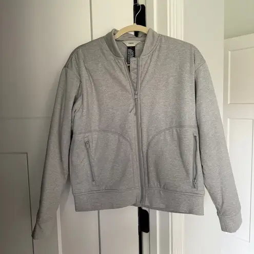 Vuori Halo Basin Women's Light Gray Bomber Jacket
