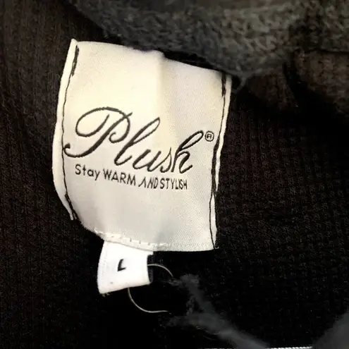 Revolve NWT  Plush Thermal Heart Pajama Scrunchie Set in Black Red