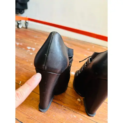 YSL Women's Black Hortense Leather Lace