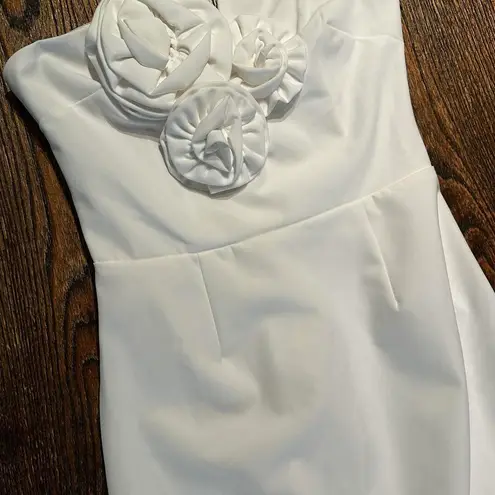 Club L London White Fanciful Strapless Midi Dress V Neck Size 2 NWT