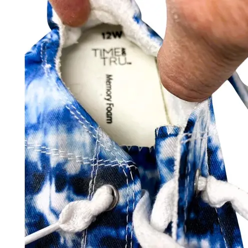 Time & Tru Women's Memory Foam Scrunch Back Blue Tie Dye Sneakers Shoes ~ 12W Size 12