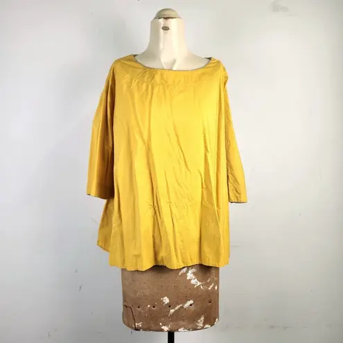 Otto d'ame Women's Mustard Yellow Top With Quarter Sleeves and Trim Details Size 8
