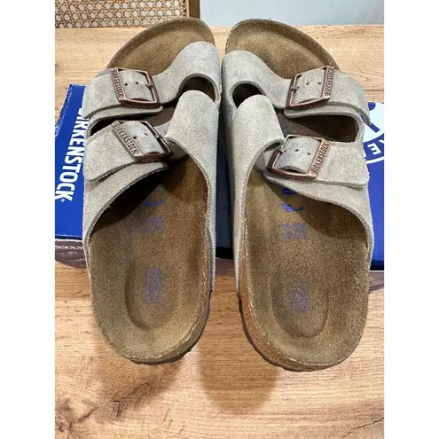 Birkenstock  Arizona Sandals Taupe Size 41 US L 10 M 8 Narrow EUC In Box Suede