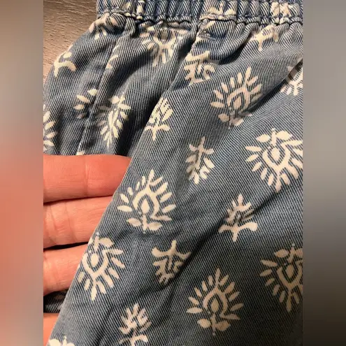 High Waist Blue and White Shorts with Elastic Waistband Size undefined