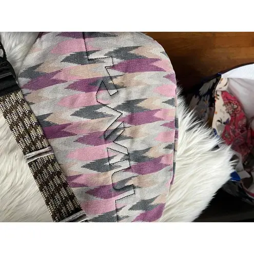 KAVU Sling Bag - Multi-Color Design