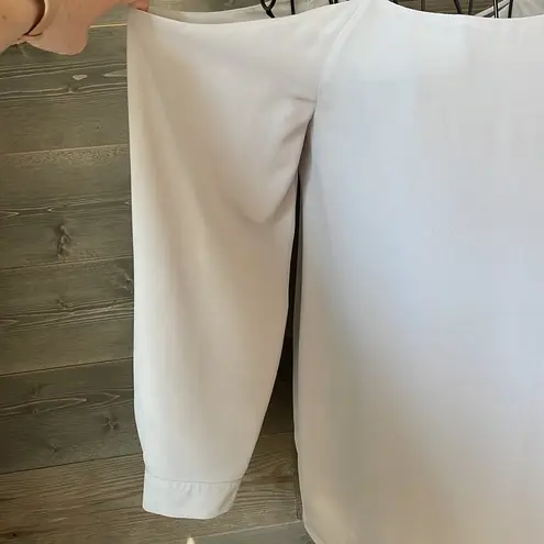 Daily look gray off the shoulder, cut out blouse