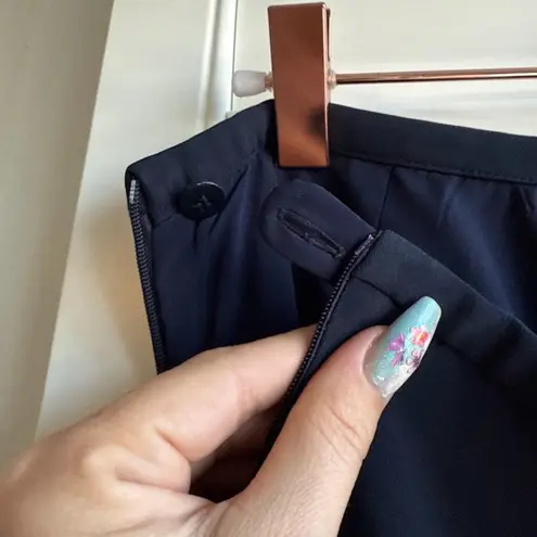 Armani Collezioni Vintage Suiting Skirt in Navy Blue size 10