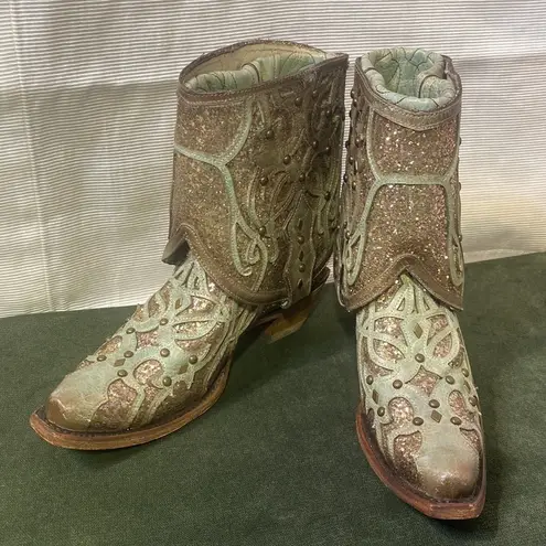 Corral NEW w/out box  hand crafter leather & sparkles 2 in 1 cowboy boots