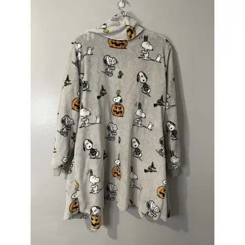 PEANUTS Snoopy Halloween Plush Robe Size Medium Multicolor NWOT Pumpkin No Tie