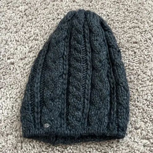 American Eagle  Grey Knitted Sweater Beanie