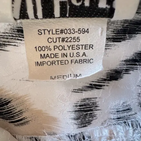 Vintage ‘80s All Hours Tiger Print Relaxed Fit Long Sleeve Button Down Blouse White Size M