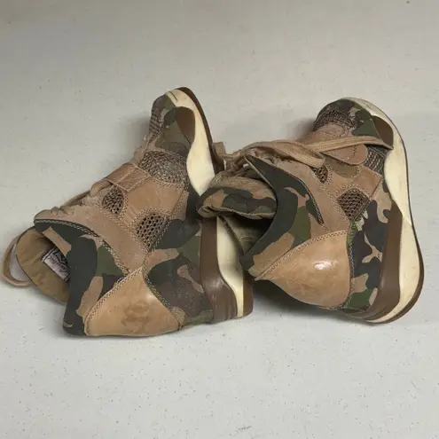 Ash Bowie Camouflage Wedge Sneakers (Size 39, Pre-Owned)