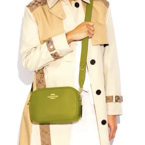 Coach  Jamie Pebbled Leather Camera Bag Crossbody Chartreuse CA207