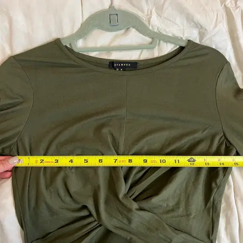 NWOT Sexy Dark Green Front Knot Crop Top Long Sleeve Size Medium - Image 4