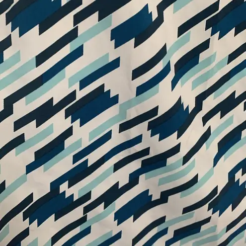 Jack Wolfskin women's size small skirt golf blue white print casual lilly