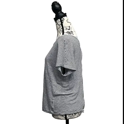 Tahari Shirt V Neck 100% Linen T-Shirt Striped Sz Large Nautical Neck Preppy