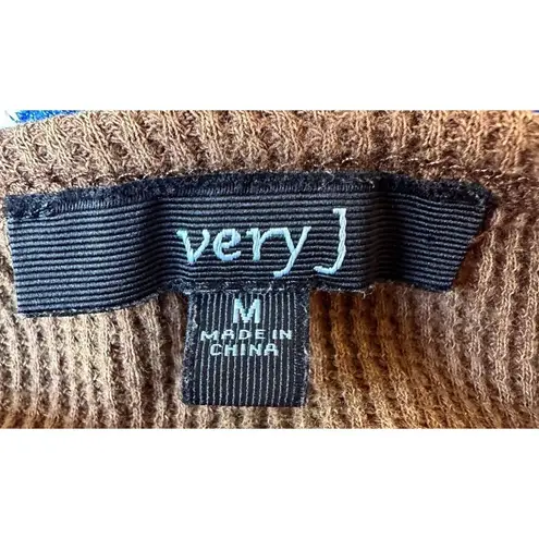 Very J Henley Waffle Knit Top Medium Brown Raglan Sleeves Snaps Tiered …