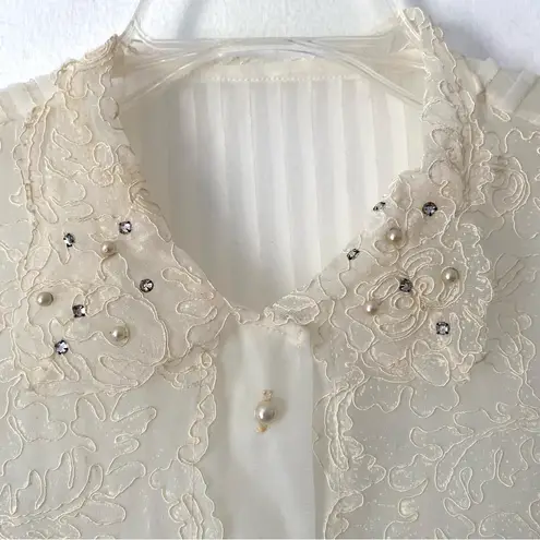 Vintage An Original Debcraft Sheer Cream Nylon Embroidered Pearl Button Blouse